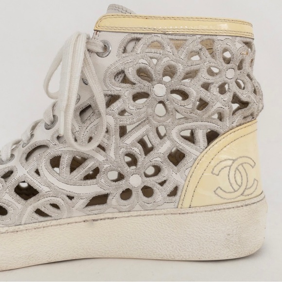 Chanel Open Shell Cap Toe Sneakers - Picture 8 of 13